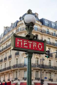 Metro Mairie d'Issy near the Best Western Paris Porte de Versailles, 3 star hotel in Issy-les-Moulineaux