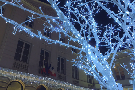 Venez fêtez Noël et le Réveillon de la Saint-Sylvestre à Issy-les-Moulineaux proche de Paris Porte de Versailles proche Hôtel 3* Best Western Paris Porte de Versailles Hôtel Issy Les Moulineaux proche métro 12